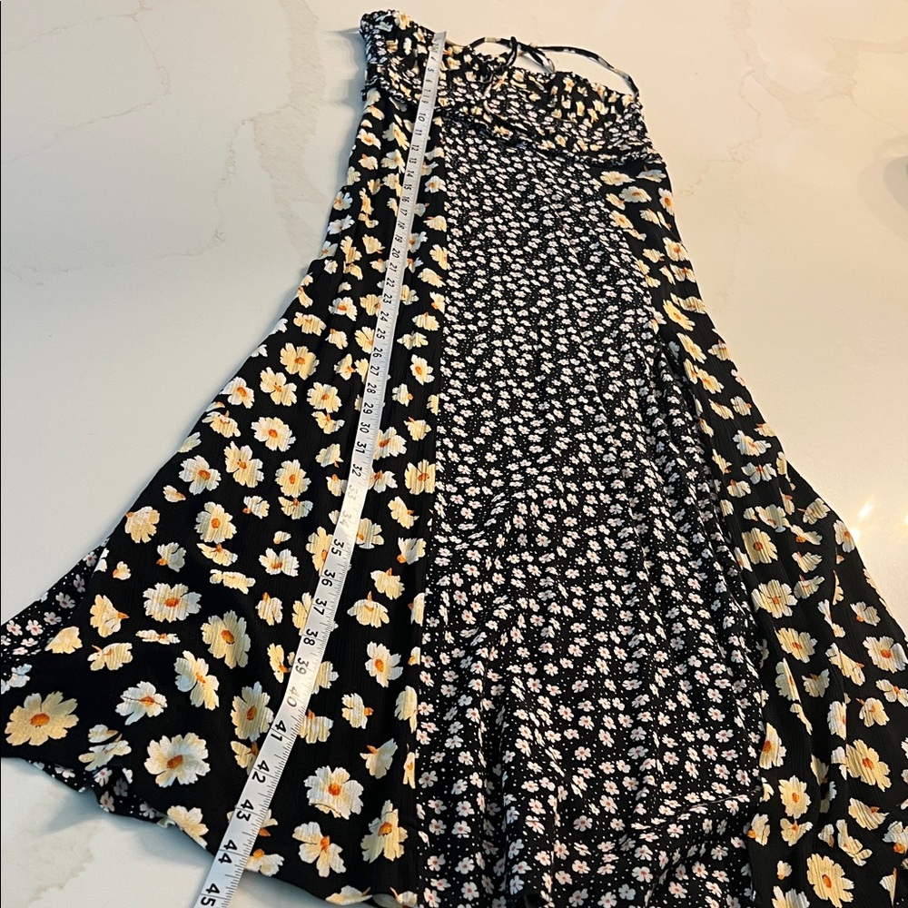 Free People Black Smocked Floral Sundress with Cream/Yellow Accents size XSmall - Picture 12 of 15